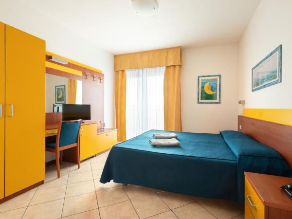 Hotel Sheila : photo 1 de la chambre chambre double ou lits jumeaux avec balcon