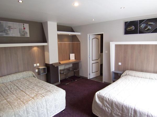 Hôtel Du Stade : photo 3 de la chambre chambre quadruple