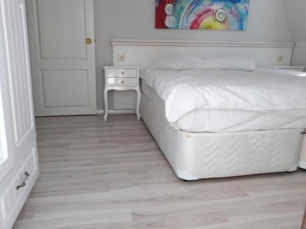 Golden Spark : photo 6 de la chambre suite familiale