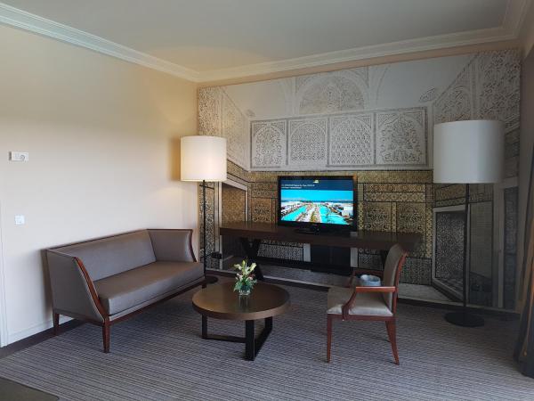 OCEANA HOTEL & SPA 