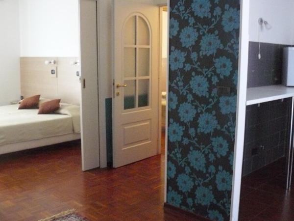 Hotel Vittoriano : photo 3 de la chambre chambre quadruple
