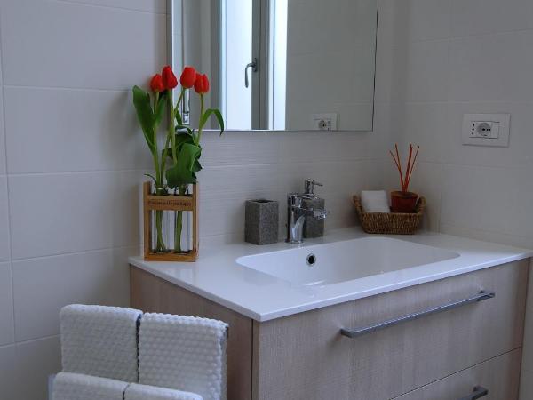 Colazione da Augusta - Guesthouse : photo 8 de la chambre chambre double avec salle de bains privative extérieure