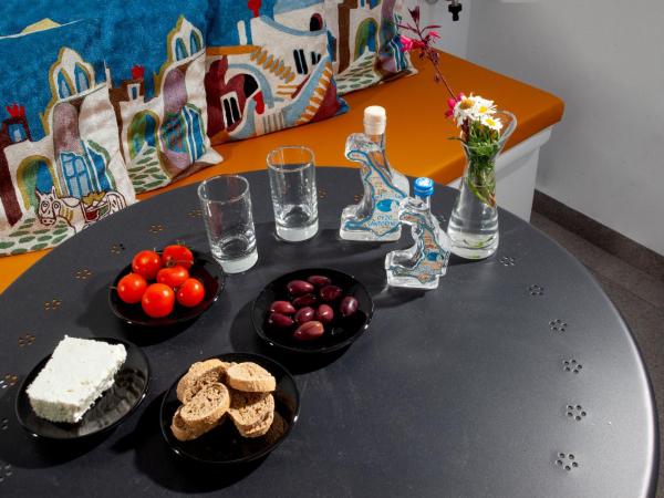 Irene City Villas : photo 3 de la chambre suite deluxe avec baignoire spa extérieure