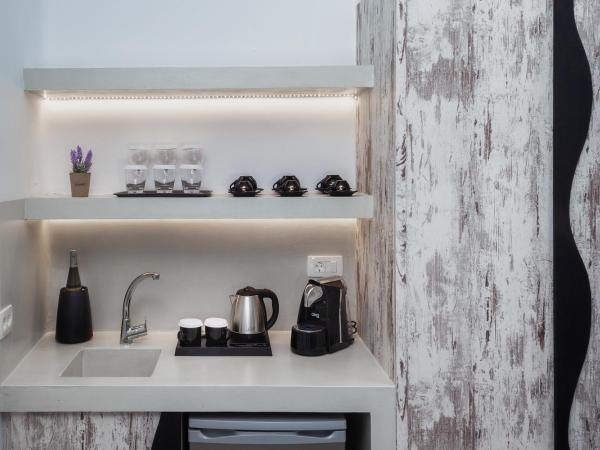 Irene City Villas : photo 3 de la chambre suite 1 chambre avec baignoire spa extérieure