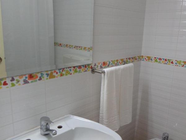 Mirachoro Albufeira : photo 1 de la chambre appartement 1 chambre avec vue sur la piscine ou la mer (2 adultes)