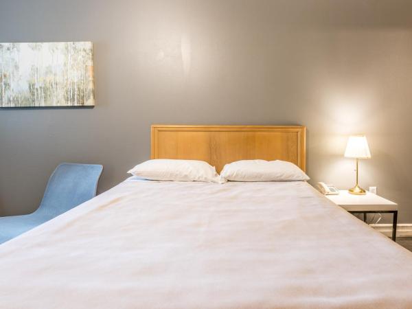 Lake City Motel : photo 4 de la chambre chambre lit queen-size - non-fumeurs