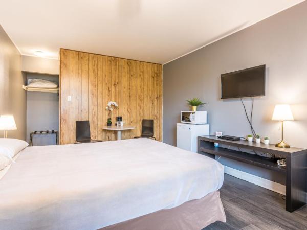 Lake City Motel : photo 9 de la chambre chambre lit queen-size - non-fumeurs