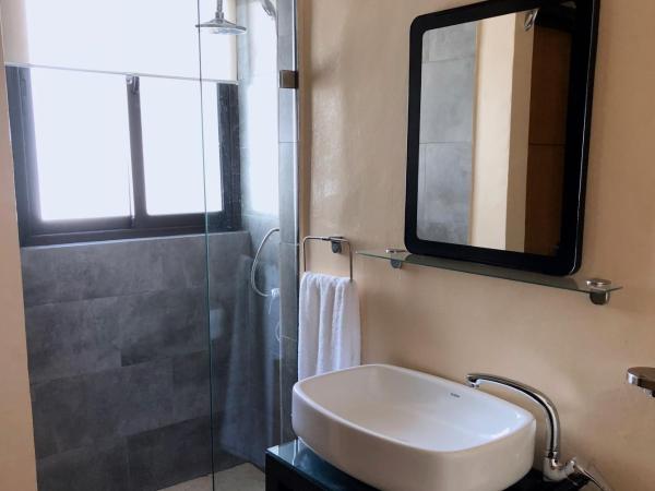 Suite Loc Luxury Aparthotel : photo 9 de la chambre studio pop art