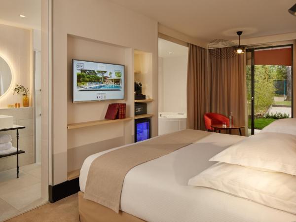 Villa Duflot Hôtel & Spa Perpignan : photo 3 de la chambre mini suite avec jacuzzi