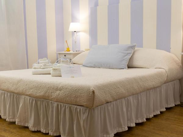 White House Luxury Hospitality : photo 9 de la chambre chambre double avec salle de bains privative