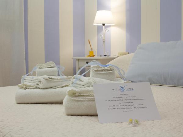 White House Luxury Hospitality : photo 8 de la chambre chambre double avec salle de bains privative