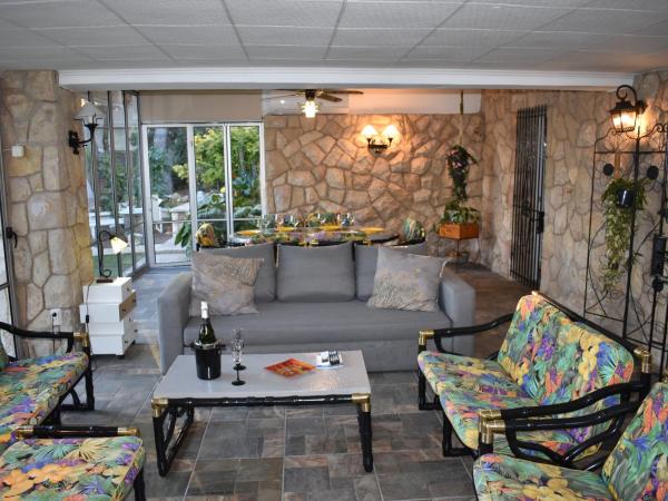 VILLA GARDEN : photo 1 de la chambre suite 1 chambre