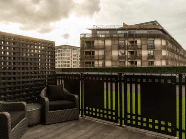 Dakota Manchester : photo 4 de la chambre chambre lit king-size avec jardin