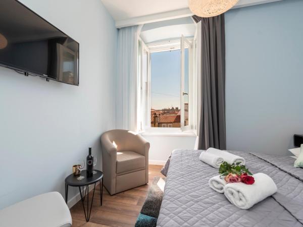 B&A Rooms Zadar : photo 1 de la chambre chambre lit king-size