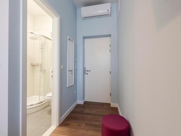 B&A Rooms Zadar : photo 10 de la chambre chambre lit king-size