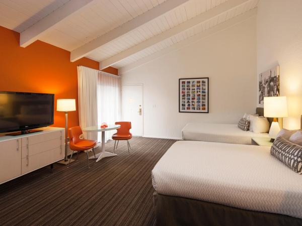 Inn at Venice Beach : photo 1 de la chambre hébergement avec 2 lits queen-size - accessible aux personnes à mobilité réduite