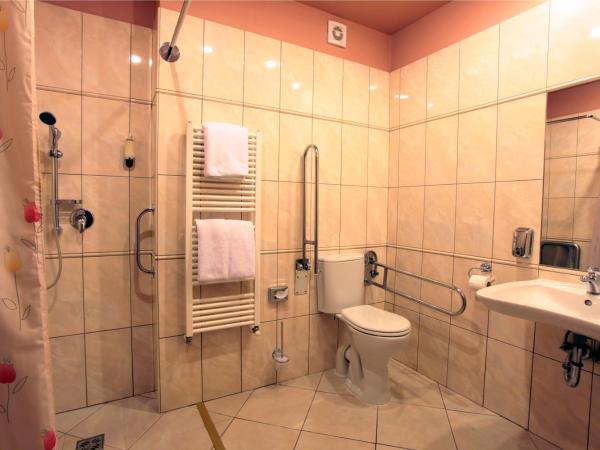 Atlantic Hotel : photo 8 de la chambre chambre double ou lits jumeaux