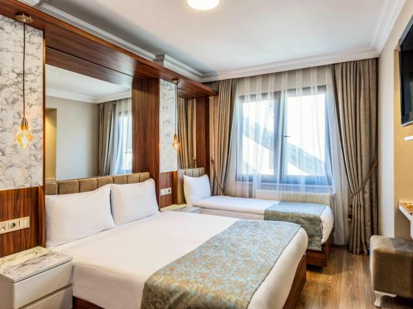 Kupeli Hotel : photo 2 de la chambre chambre triple