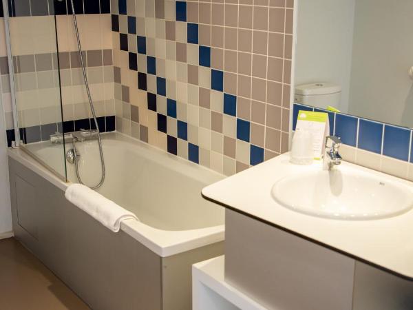 Privilège Appart Hôtel Saint Exupéry : photo 6 de la chambre studio (2 adultes)