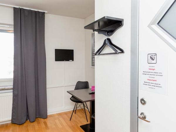 CarlstadCity H Boutique Hotell : photo 3 de la chambre chambre lits jumeaux Économique