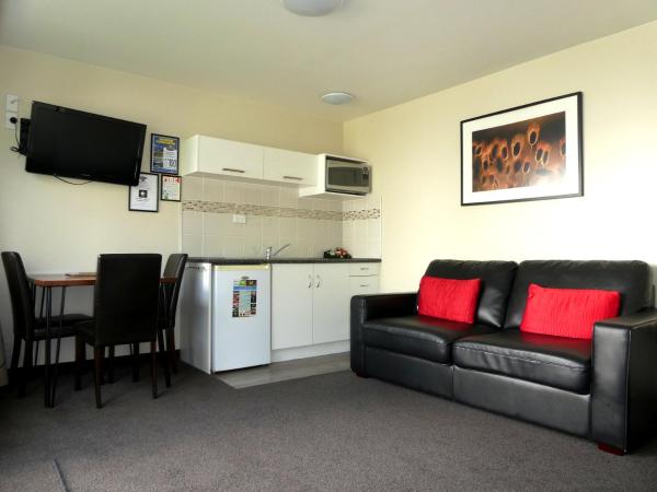 Caples Court Motel & Apartments : photo 2 de la chambre studio avec vue sur jardin