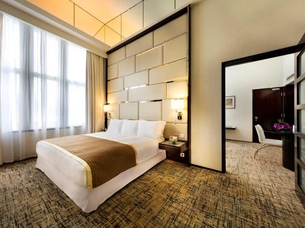 Regal Airport Hotel : photo 3 de la chambre suite royale