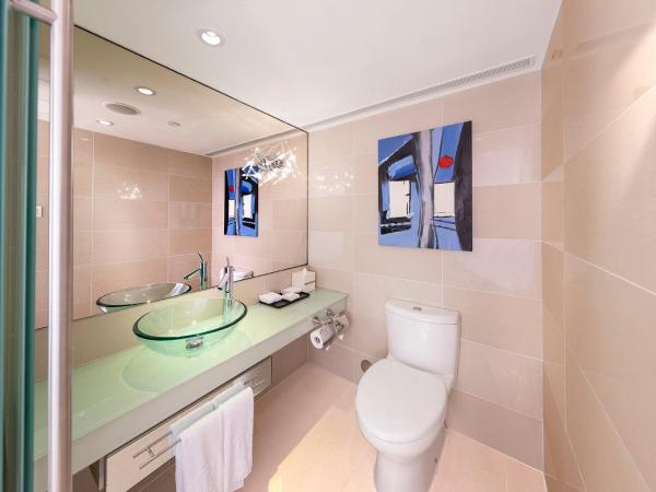 Regal Airport Hotel : photo 5 de la chambre suite en duplex