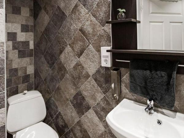 Eight Rooms : photo 4 de la chambre chambre simple standard avec salle de bains commune