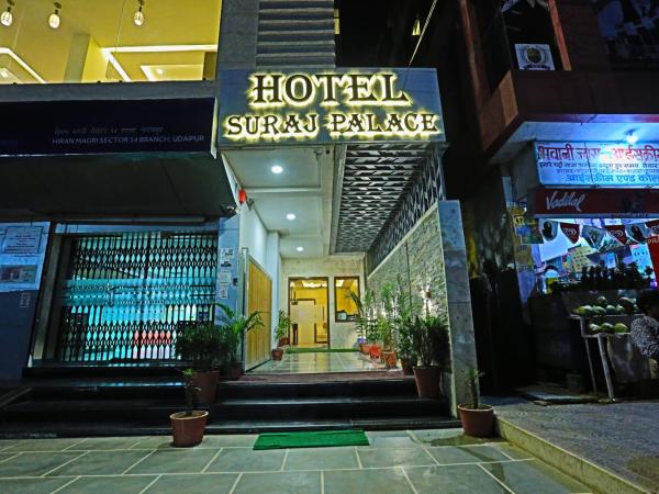 Hotel Suraj Palace : photo 6 de la chambre chambre deluxe double ou lits jumeaux