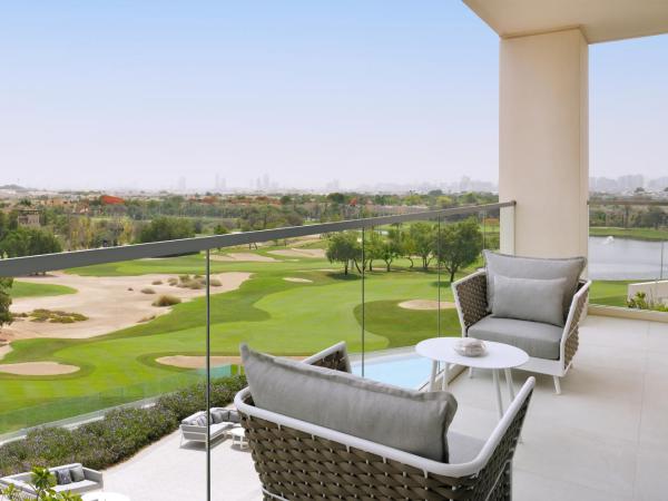 Vida Emirates Hills : photo 2 de la chambre golf view executive suite with private balcony