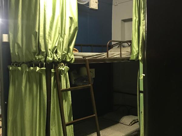 Ashirwad Guest House (Male Only) : photo 4 de la chambre lit dans dortoir pour hommes