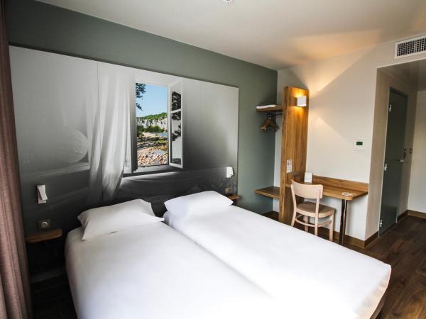 B&B HOTEL Montélimar Sud : photo 2 de la chambre chambre lits jumeaux standard