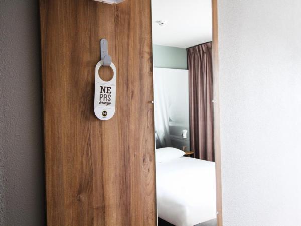 B&B HOTEL Montélimar Sud : photo 6 de la chambre chambre double