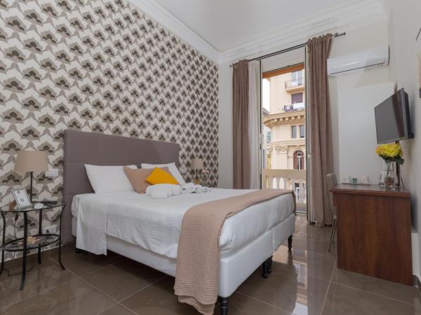 B&B Depretis19 : photo 4 de la chambre chambre double deluxe avec balcon