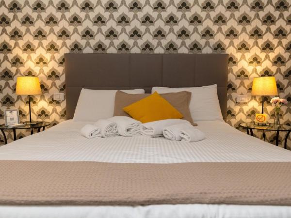 B&B Depretis19 : photo 5 de la chambre chambre double deluxe avec balcon