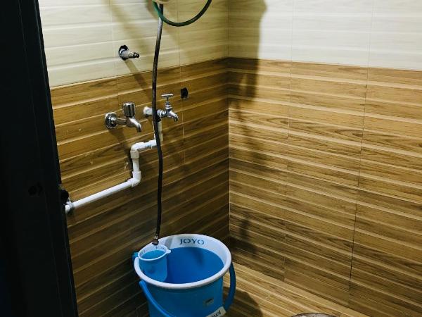 Ashirwad Guest House (Male Only) : photo 1 de la chambre lit dans dortoir pour hommes