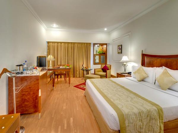 Hotel Hindusthan International, Kolkata : photo 2 de la chambre imperial premium double room with 20% discount on ala-carte food, 10% discount on beverages, 15% discount on laundry, 15% discount on spa