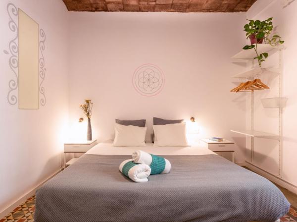 Primavera Hostel : photo 8 de la chambre chambre double avec salle de bains privative