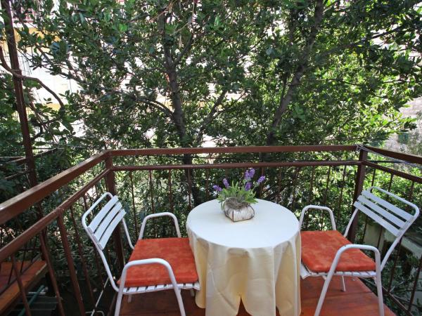 Apartments Kovačić : photo 7 de la chambre studio avec balcon (2 adultes)