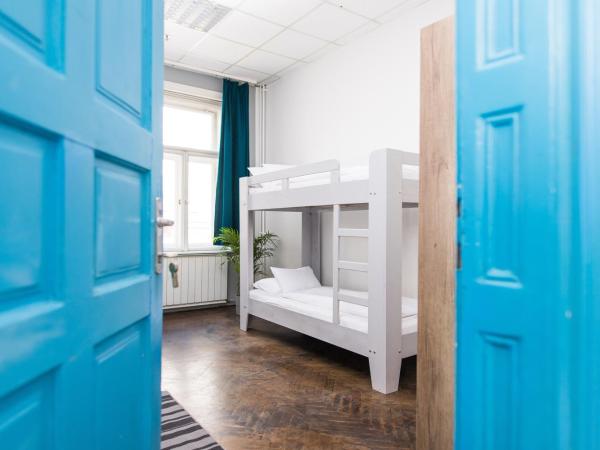 2B Hostel & Rooms : photo 8 de la chambre lit dans dortoir mixte de 4 lits