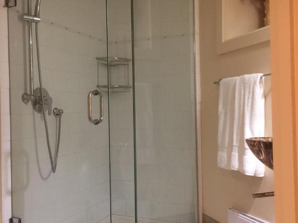 Beaconsfield Bed and Breakfast - Victoria : photo 6 de la chambre chambre double standard