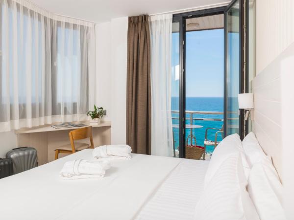 Hotel Marsol : photo 7 de la chambre chambre triple standard - vue sur mer