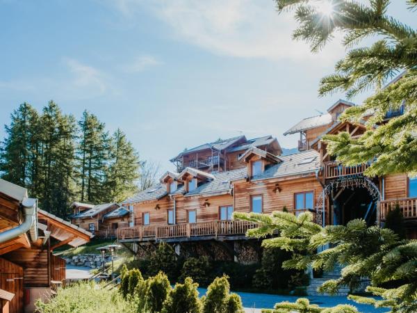 Résidence Sunêlia Les Logis d'Orres : photo 8 de la chambre grand chalet en duplex (9 adultes)