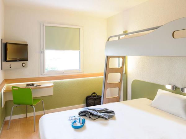 ibis budget Bordeaux Centre Bastide : photo 1 de la chambre chambre triple