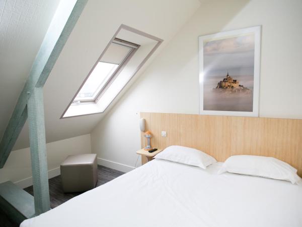 Hôtel Vert : photo 4 de la chambre chambre quadruple avec douche