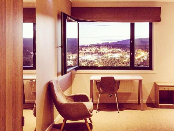 Oslo Hostel Rønningen : photo 3 de la chambre chambre double - vue sur montagne