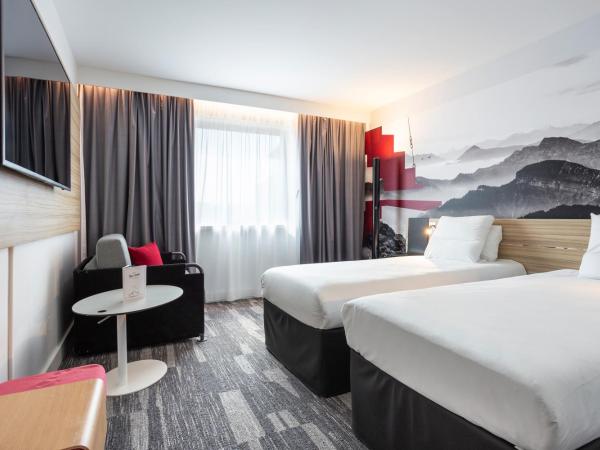 Novotel Annecy Centre : photo 1 de la chambre chambre lits jumeaux supérieure