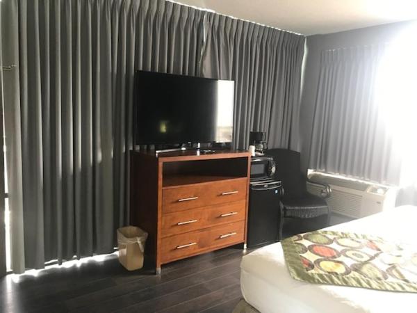 Alamar Resort Inn : photo 2 de la chambre chambre lit king-size standard