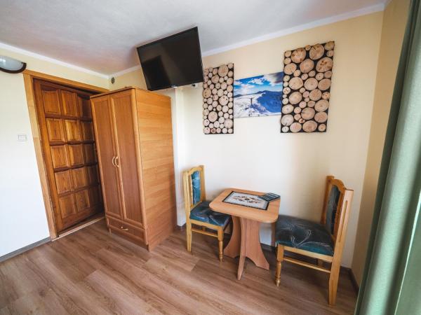 Hostel & Apartments u Florka 2 : photo 4 de la chambre chambre double - vue sur montagne
