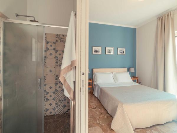 B&B Teatro Greco 39 : photo 3 de la chambre chambre double avec balcon